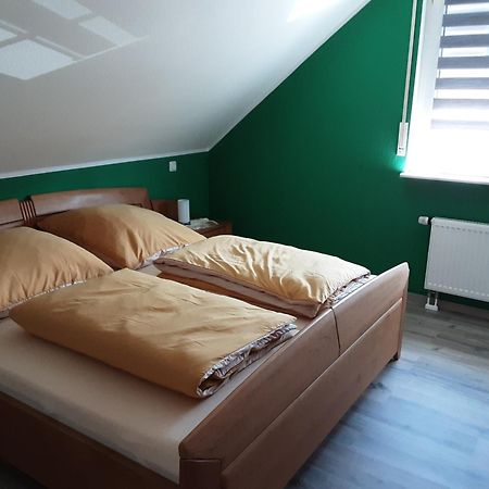 Ferienwohnung Grujo Бланкенхайм Екстериор снимка